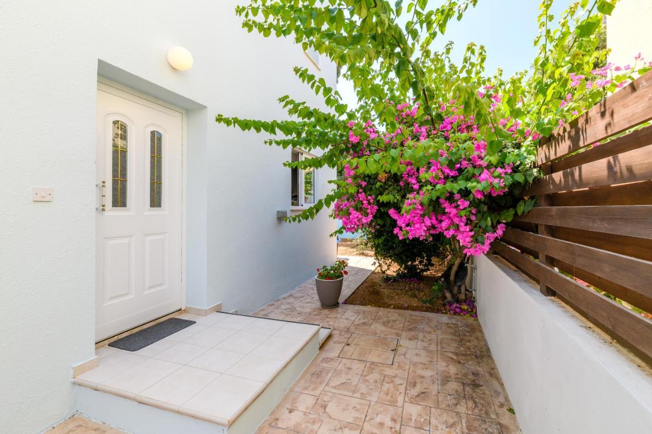 Villa Lela Serena By Ezoria Villas Protarász Kültér fotó
